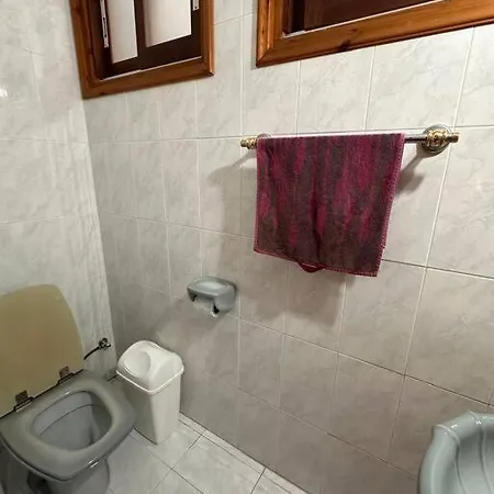 公寓 3 Bedroom Center *